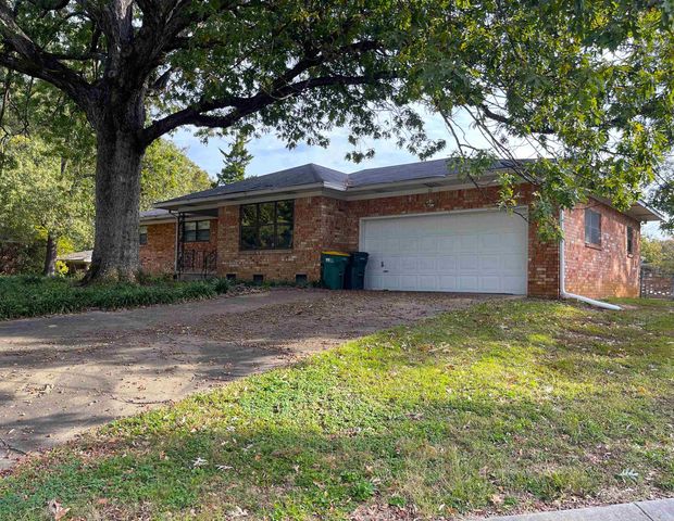10 Talmage Drive, Little Rock, AR 72204