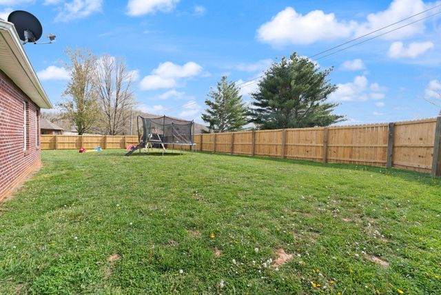 111 Fern Drive, Somerset, KY 42501