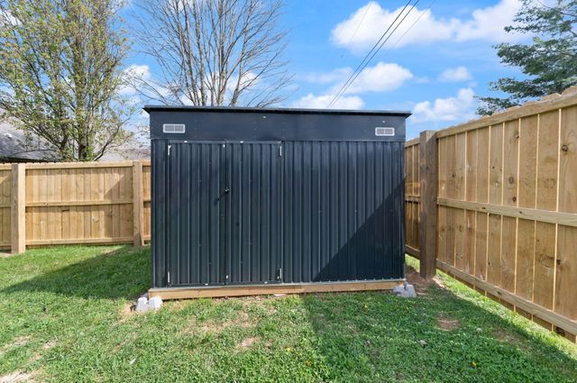 111 Fern Drive, Somerset, KY 42501