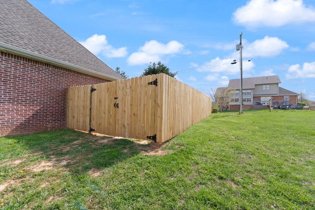 111 Fern Drive, Somerset, KY 42501