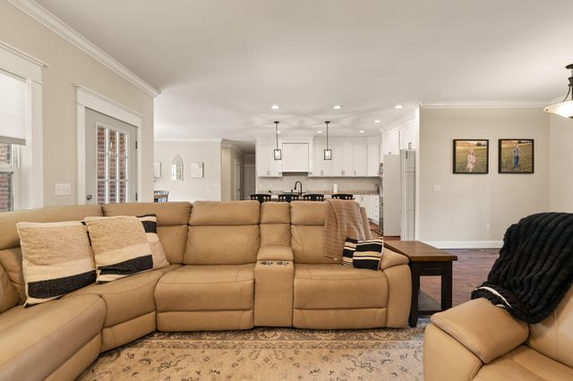 111 Fern Drive, Somerset, KY 42501