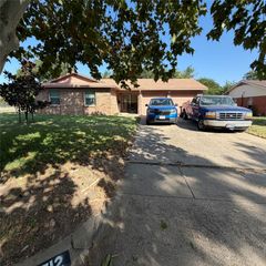 5712 Westhaven Drive, Fort Worth, TX 76132