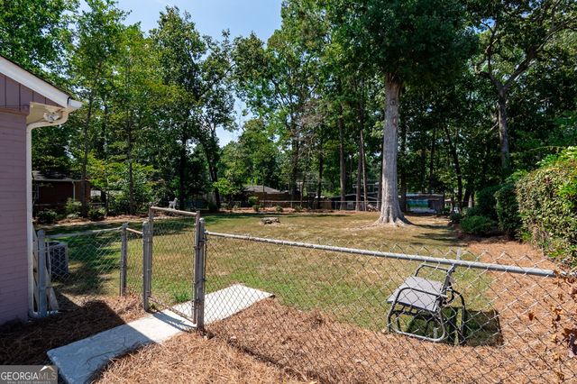 2890 Sherwood Road SE, Smyrna, GA 30082
