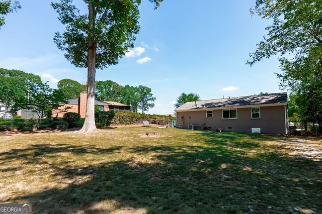 2890 Sherwood Road SE, Smyrna, GA 30082