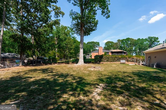 2890 Sherwood Road SE, Smyrna, GA 30082