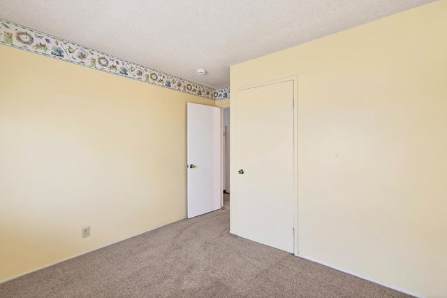 5528 Kermit Ln, Stockton, CA 95207