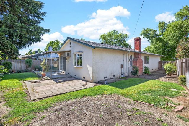 5528 Kermit Ln, Stockton, CA 95207