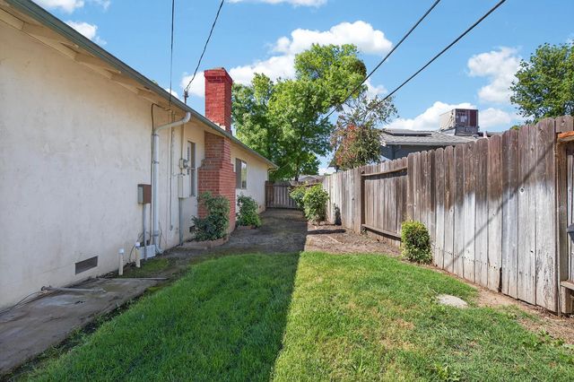 5528 Kermit Ln, Stockton, CA 95207