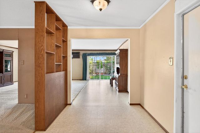 5528 Kermit Ln, Stockton, CA 95207