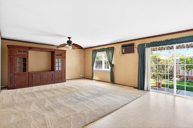 5528 Kermit Ln, Stockton, CA 95207