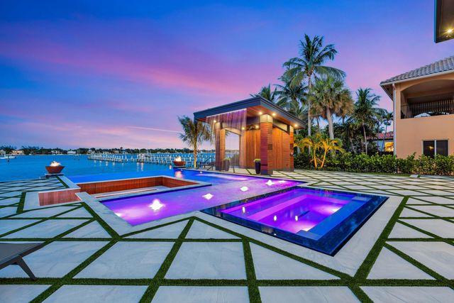 416 S Lake Drive, Lantana, FL 33462