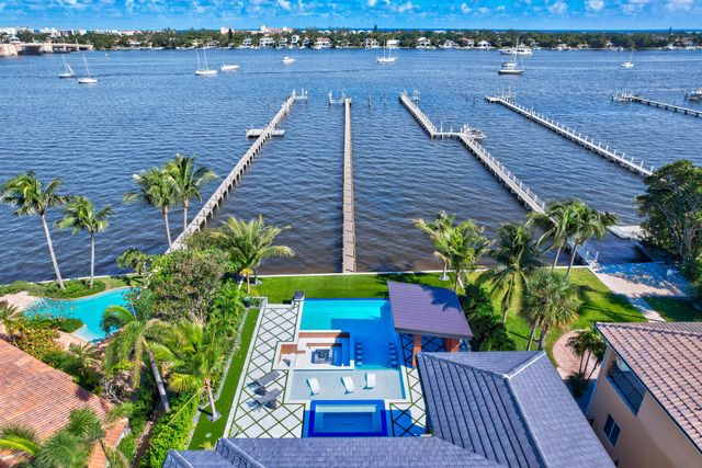 416 S Lake Drive, Lantana, FL 33462