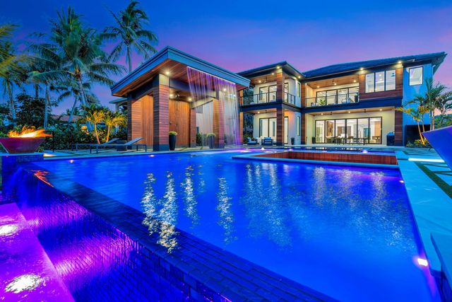 416 S Lake Drive, Lantana, FL 33462