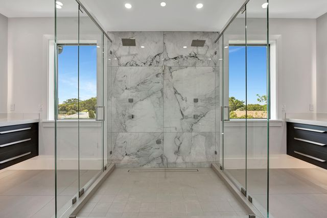 416 S Lake Drive, Lantana, FL 33462