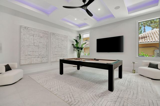 416 S Lake Drive, Lantana, FL 33462