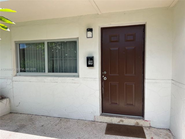 5517 NW 1st Place, Miami, FL 33127