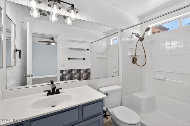 8845 E DES MOINES Street, Mesa, AZ 85207