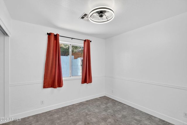 8845 E DES MOINES Street, Mesa, AZ 85207