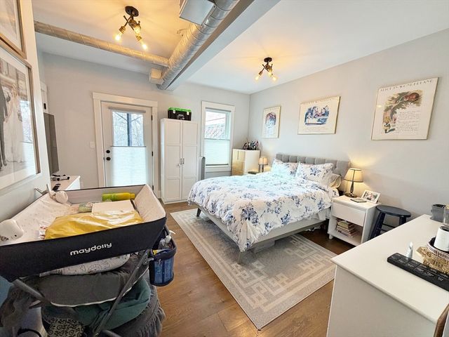 63 Marion St 2, Boston, MA 02128