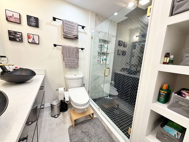 63 Marion St 2, Boston, MA 02128