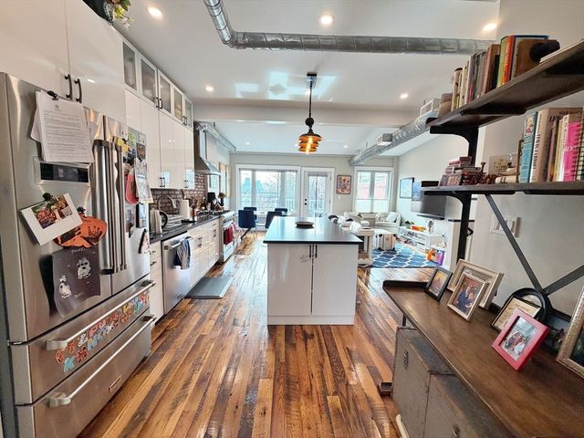 63 Marion St 2, Boston, MA 02128