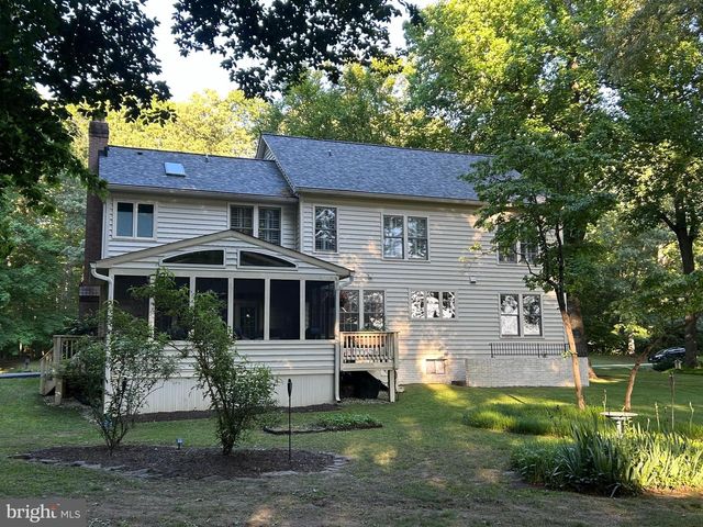 2326 PATUXENT RIVER RD, Gambrills, MD 21054