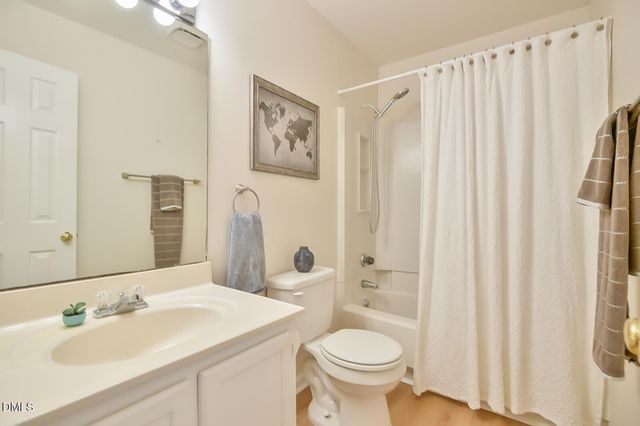 121 Weathersfield Drive, Durham, NC 27713