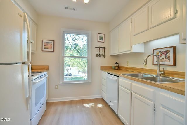 121 Weathersfield Drive, Durham, NC 27713