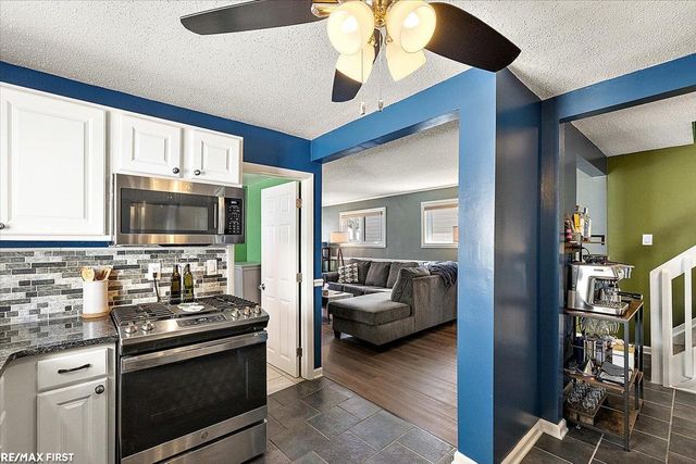 22110 Rosedale Street, Saint Clair Shores, MI 48080