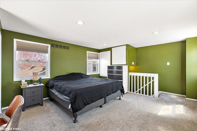 22110 Rosedale Street, Saint Clair Shores, MI 48080