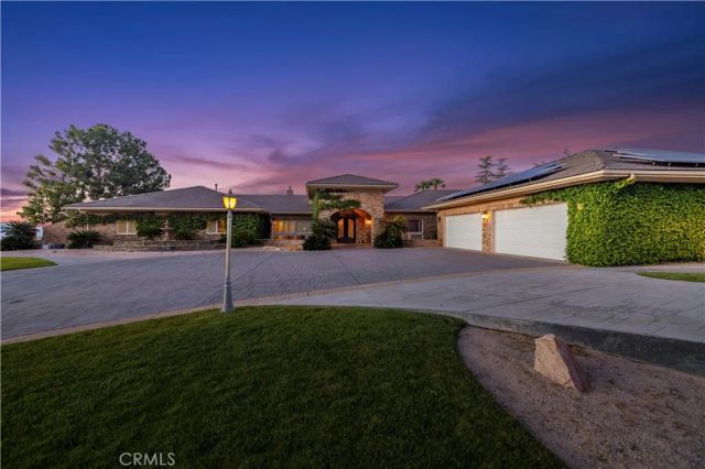 40250 Maestro, Palmdale, CA 93551