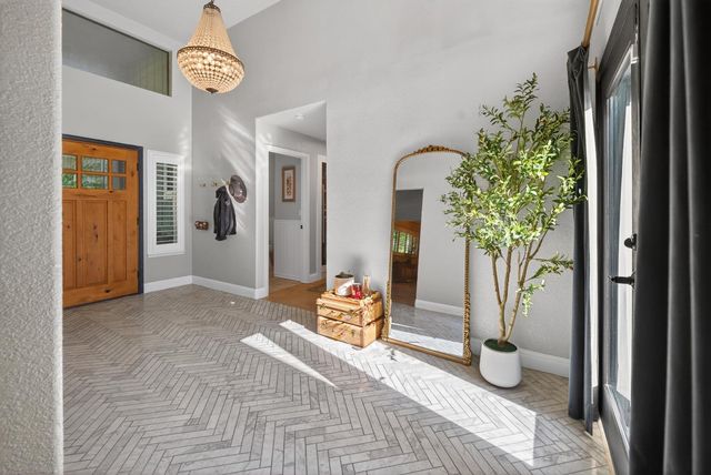 682 platt Cir, El Dorado Hills, CA 95762