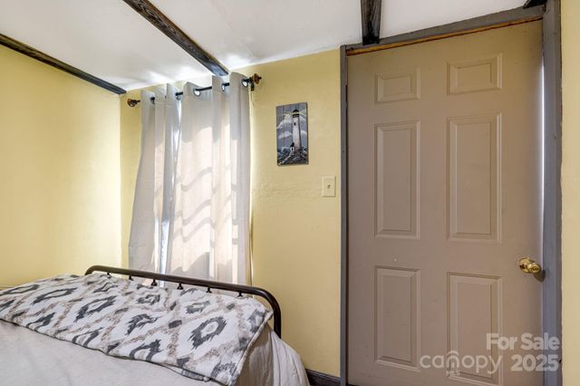 19 Timbers Edge Lane, Fairview, NC 28730