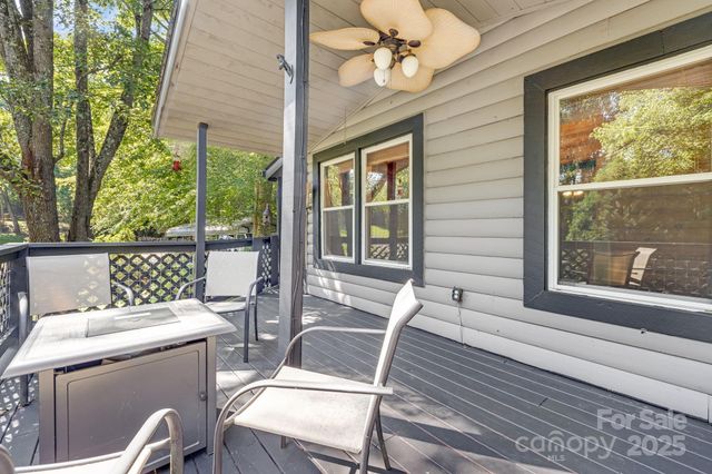 19 Timbers Edge Lane, Fairview, NC 28730