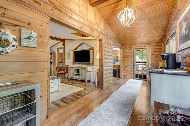 19 Timbers Edge Lane, Fairview, NC 28730