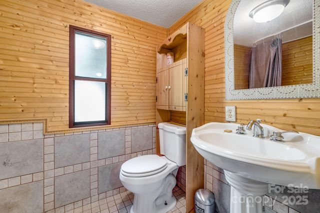 19 Timbers Edge Lane, Fairview, NC 28730