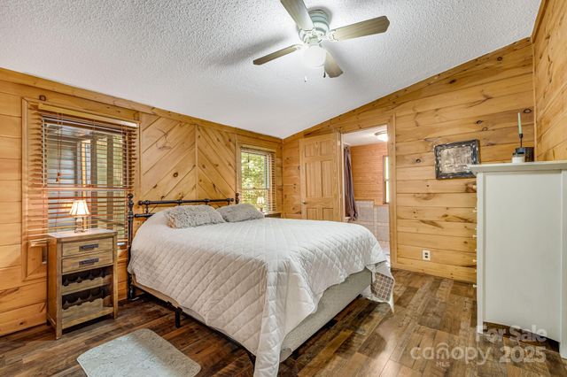 19 Timbers Edge Lane, Fairview, NC 28730