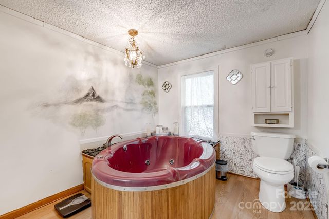 19 Timbers Edge Lane, Fairview, NC 28730