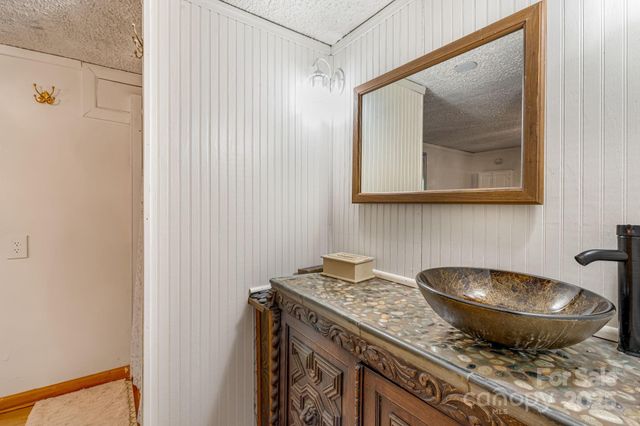 19 Timbers Edge Lane, Fairview, NC 28730