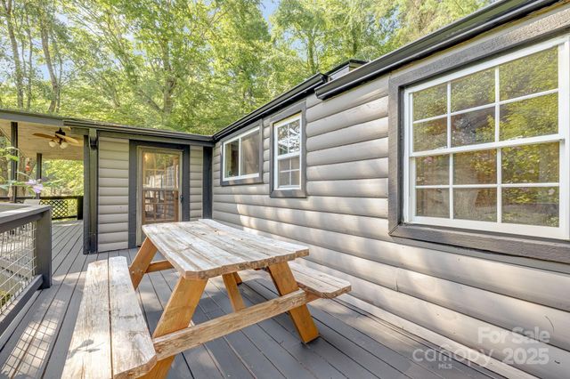 19 Timbers Edge Lane, Fairview, NC 28730