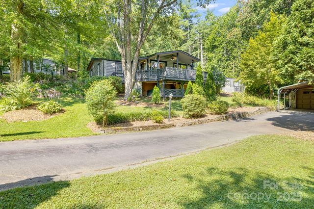 19 Timbers Edge Lane, Fairview, NC 28730