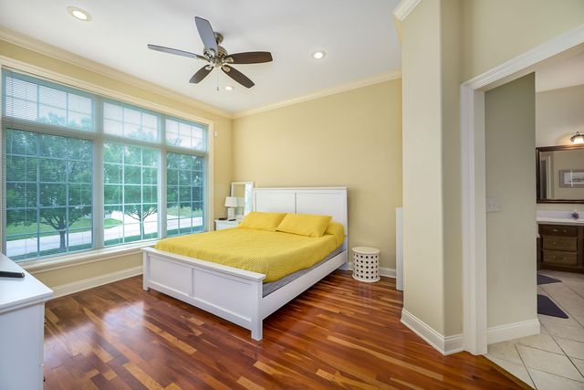 5155 N Saint James St, Bel Aire, KS 67226