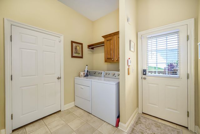 5155 N Saint James St, Bel Aire, KS 67226