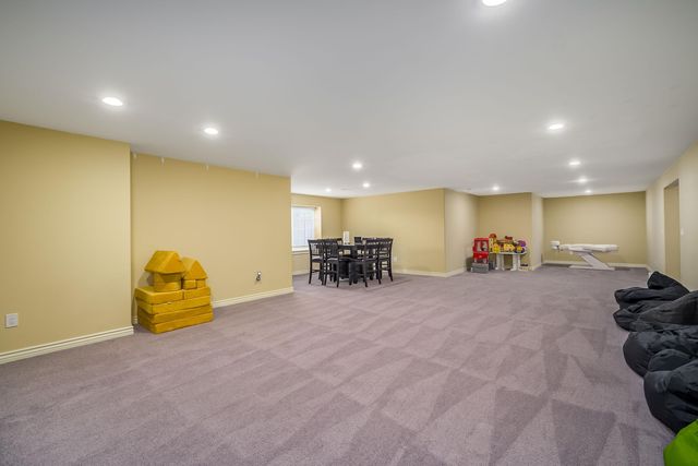 5155 N Saint James St, Bel Aire, KS 67226