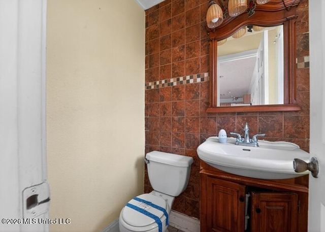 774 Sharon Hills Drive, Biloxi, MS 39532