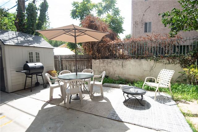 10900 Blix 14, North Hollywood, CA 91602