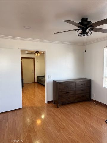 10900 Blix 14, North Hollywood, CA 91602