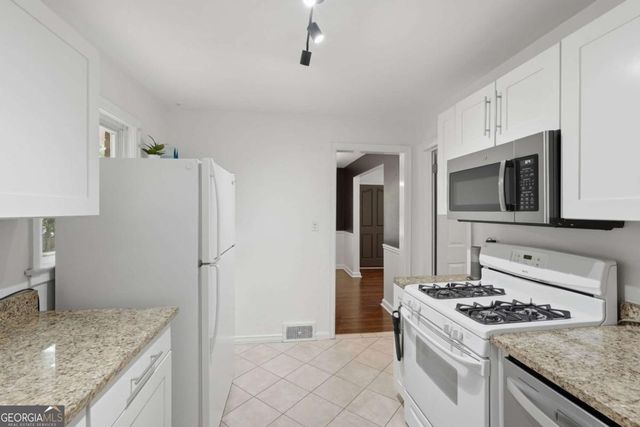 898 Scott Circle, Decatur, GA 30033