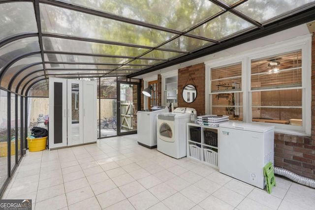 898 Scott Circle, Decatur, GA 30033