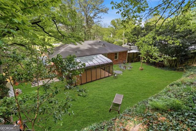 898 Scott Circle, Decatur, GA 30033